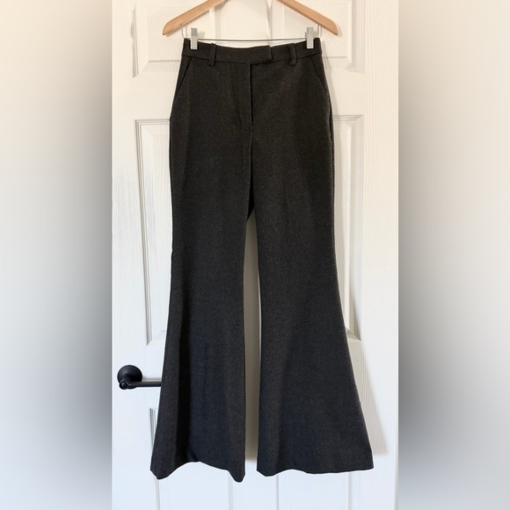 NWT Express Charcoal Flare Super High Rise Wool Blend Women’s Pants. Size 4R